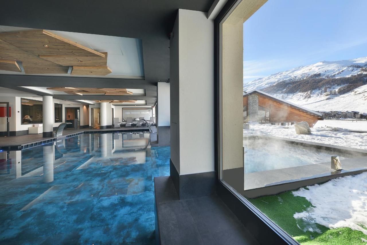Hotel Bucaneve Livigno Exterior photo